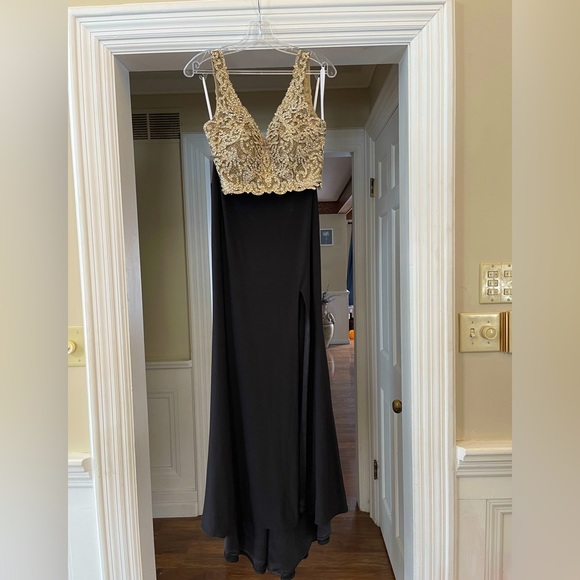 Dresses & Skirts - Two piece prom dress